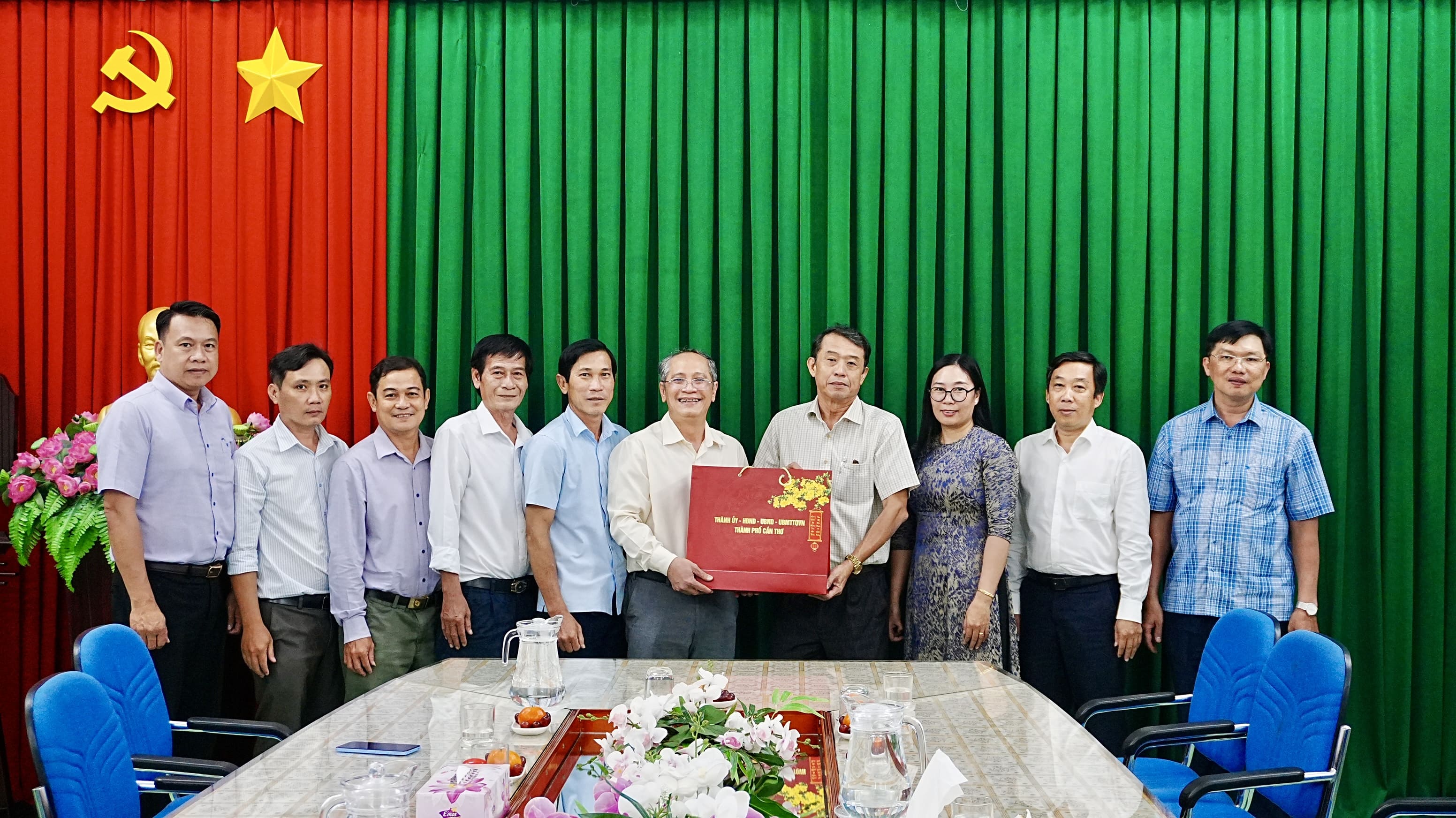 Nhân dịp Tết Nguyên đán Bính Ngọ 2026, Phó Chủ tịch UBND thành phố Cần Thơ đến thăm và chúc Tết Trường Cao đẳng Nghề Sóc Trăng