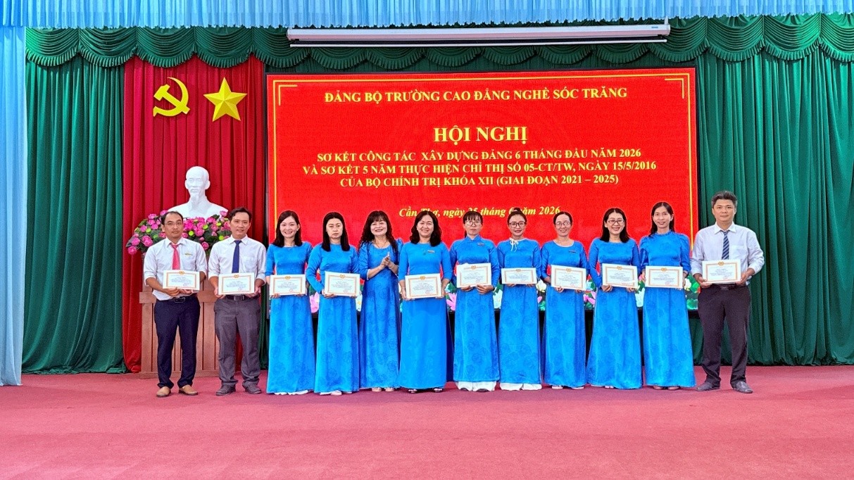 Đảng bộ Trường Cao đẳng Nghề Sóc Trăng tổ chức Hội nghị Sơ kết công tác xây dựng Đảng 6 tháng đầu năm 2026 và sơ kết 05 năm thực hiện Kết luận số 01-KL/TW, ngày 18/5/2021 của Bộ Chính trị.